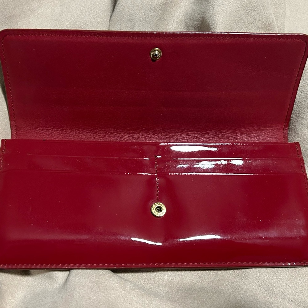 Coach Embossed Logo Patent Leather Wallet - 52458 - Picture 4 of 8